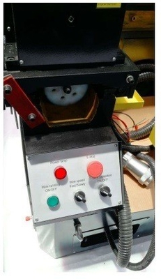 Medium Speed CNC Wedm Cut Machine Dk7740 Super Economical with After-sales Service