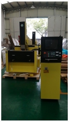 High Precision CNC Die Sinking EDM550h with Mirror Surface Function