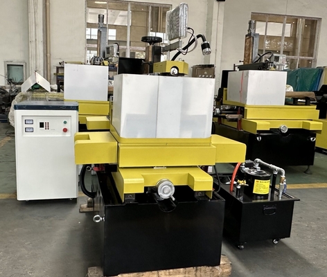 Numerical Control CNC Wire Cut EDM Dk7745 Smart Type with High Precision Processing